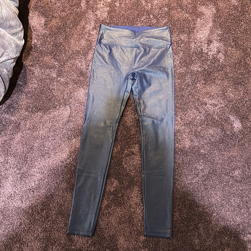 Retro gong blue shiny leggings size medium